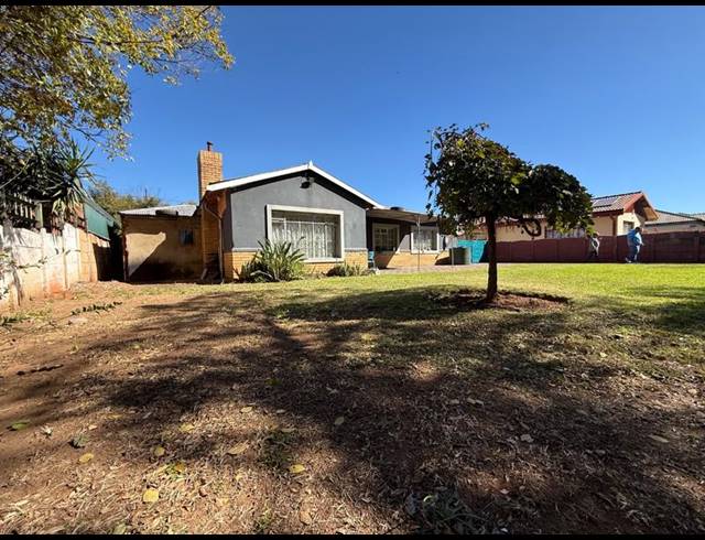 3 BEDROOM HOUSE FOR SALE IN VANDERBIJLPARK CW 5